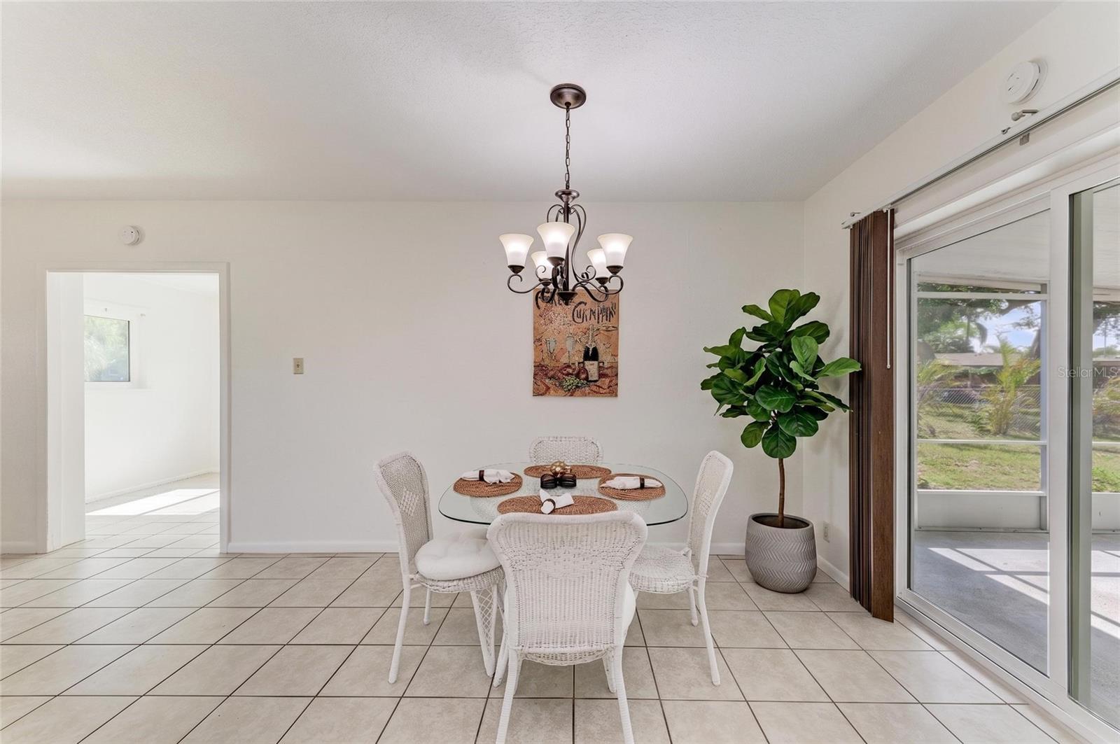 EAST GATE - Residential