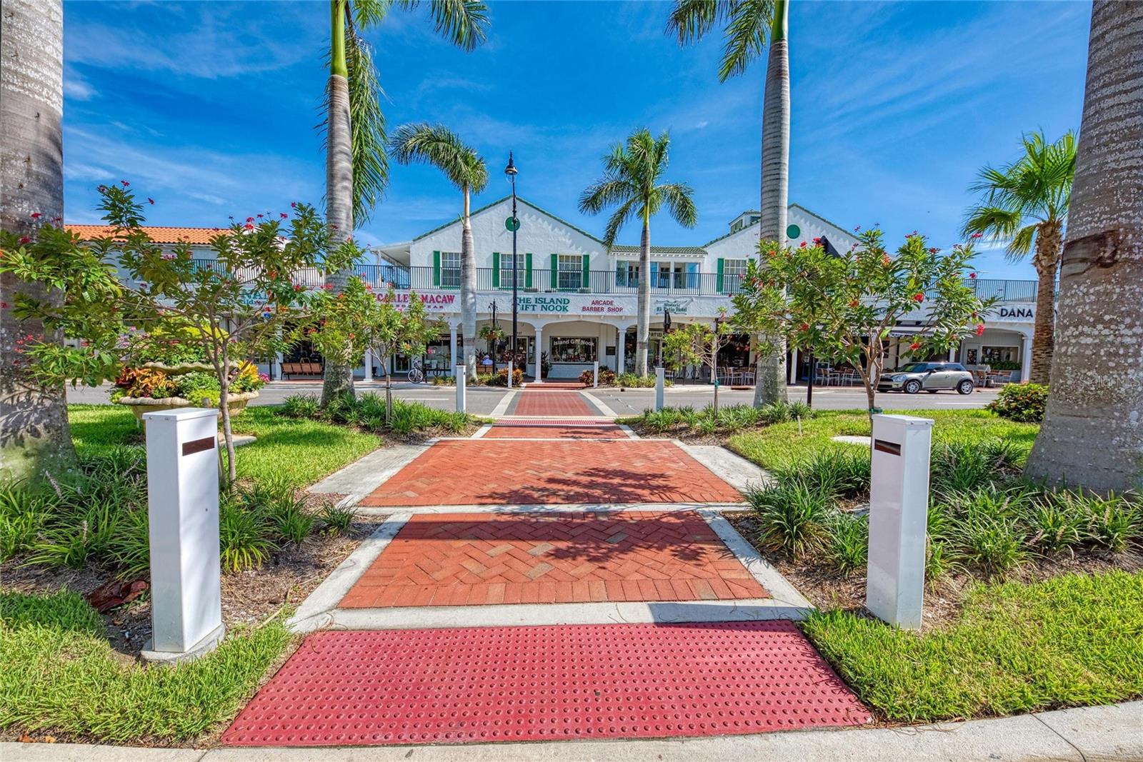 EAST GATE - Residential