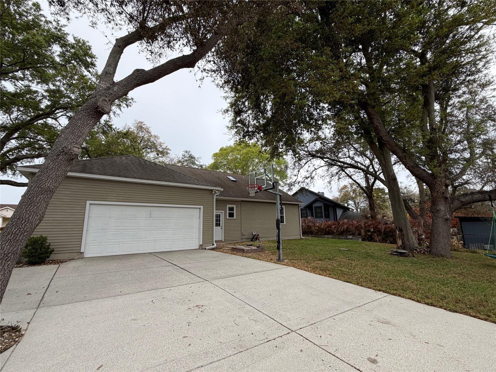 GOOD HOMES VISTA - Residential