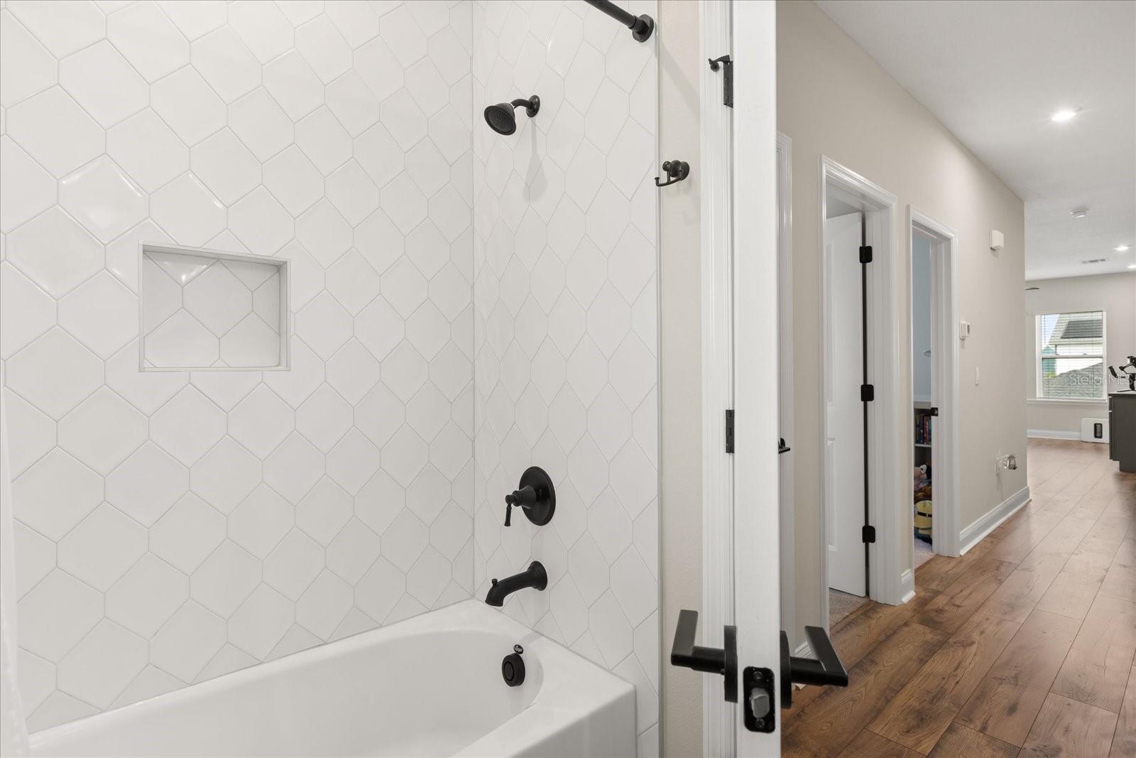 WESLYN PARK PH 2 - Residential