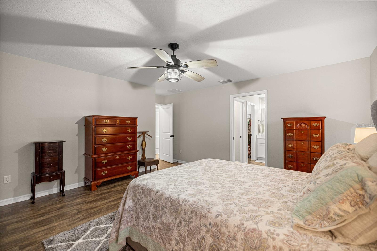 ROLLING HILLS UN 5 - Residential