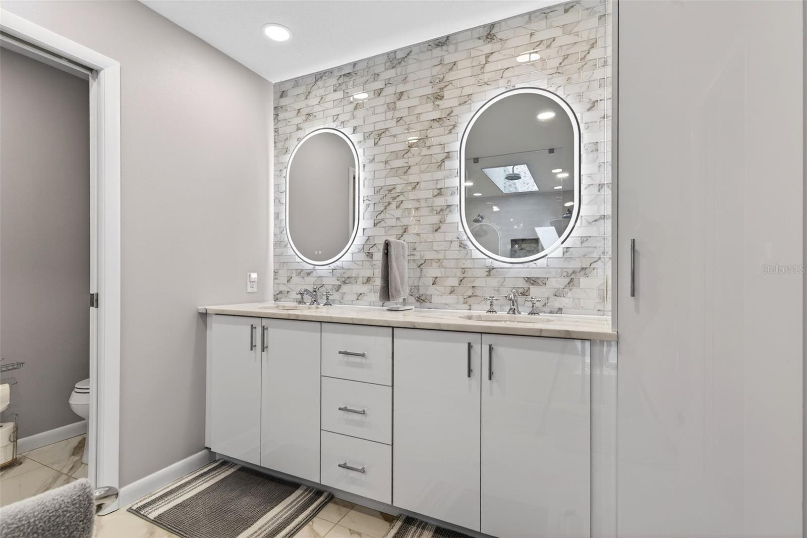 BENT TREE VILLAGE - Residential