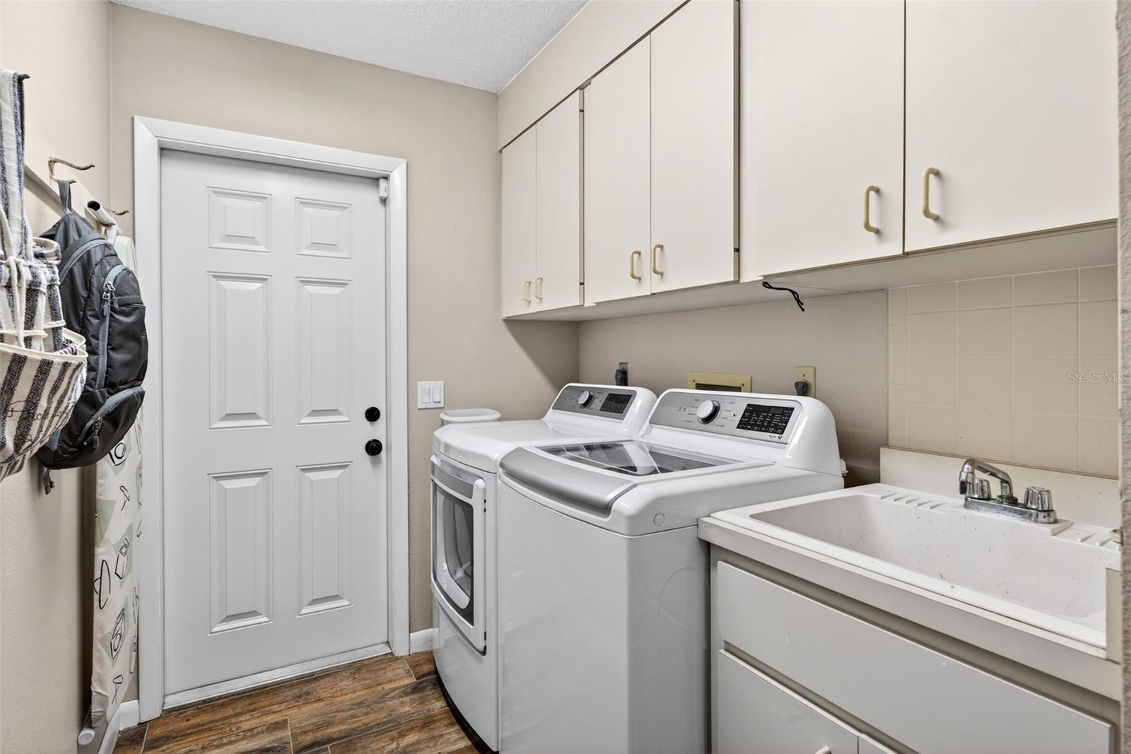 BENT TREE VILLAGE - Residential