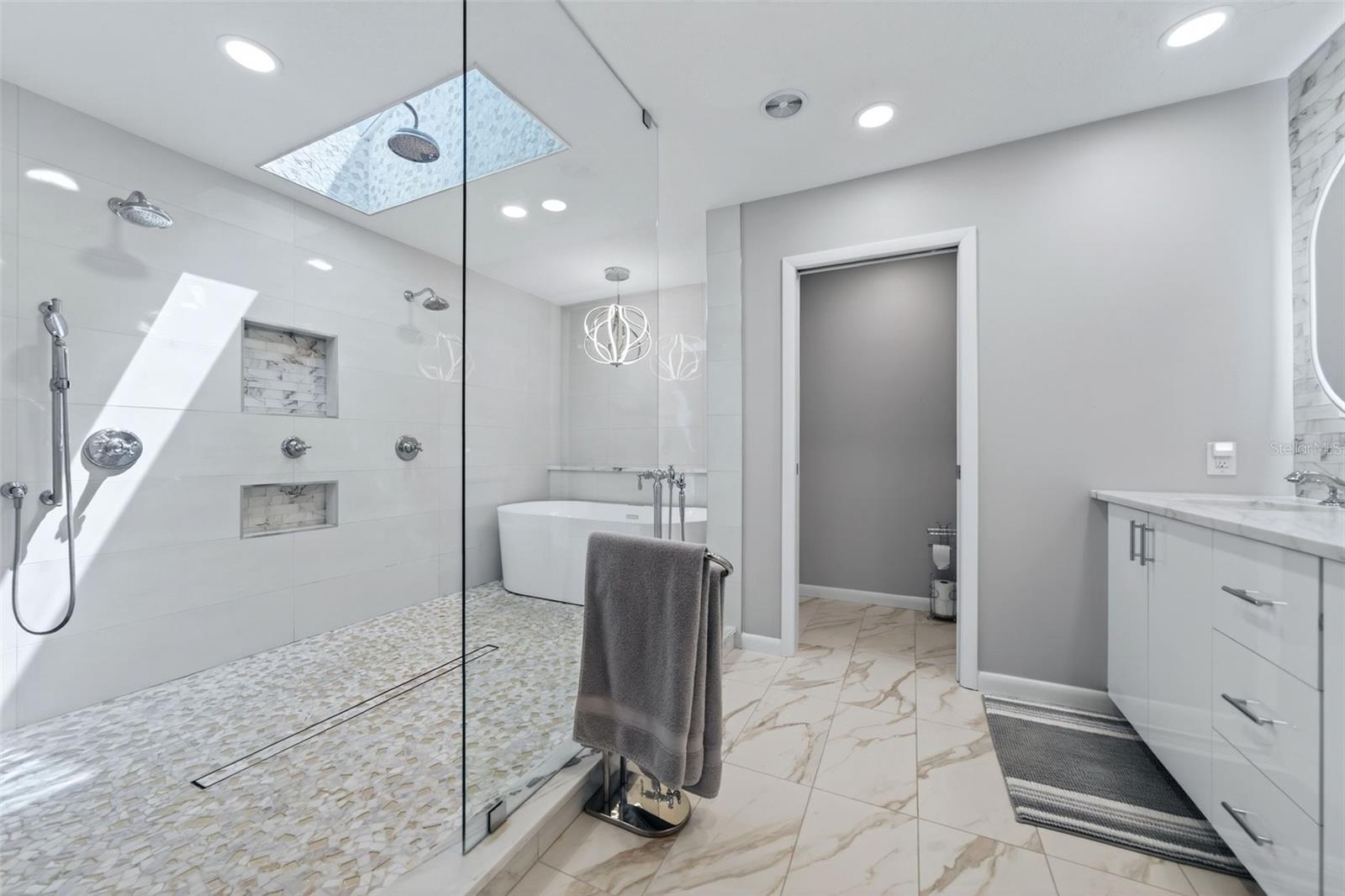 BENT TREE VILLAGE - Residential