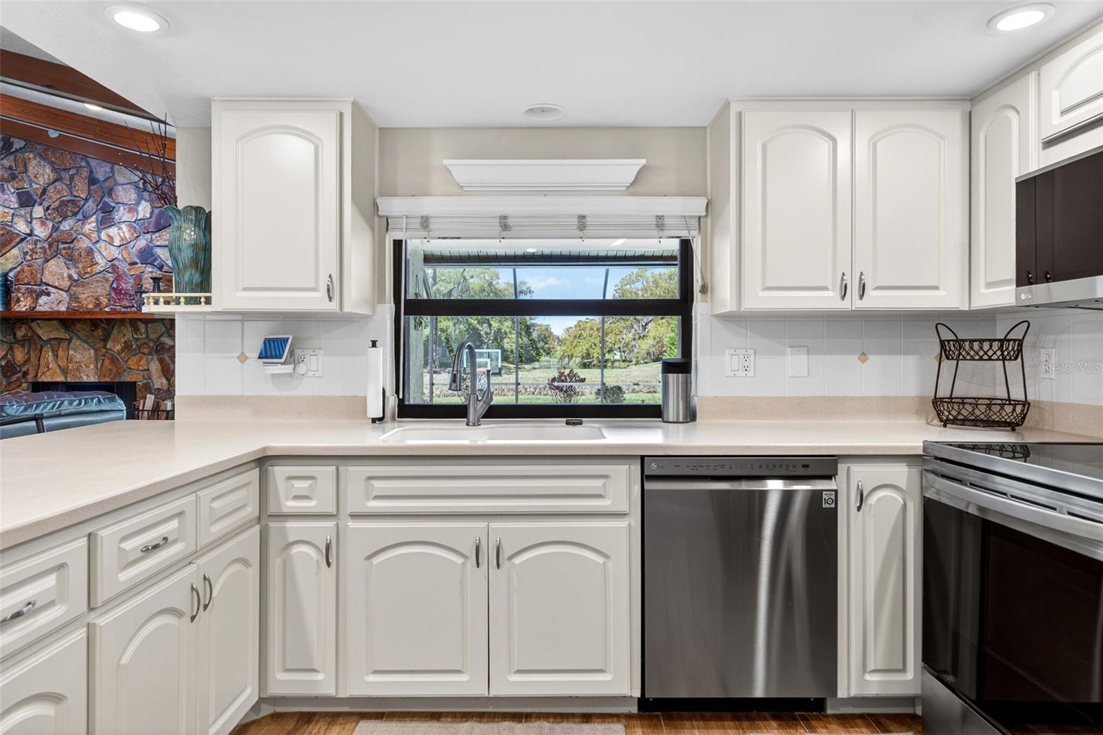 BENT TREE VILLAGE - Residential