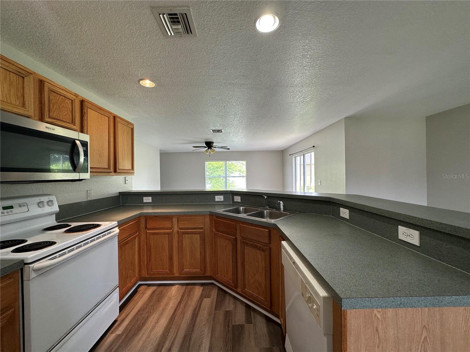 POINCIANA NBRHD 05 NORTH VILLAGE 03 - Residential Lease