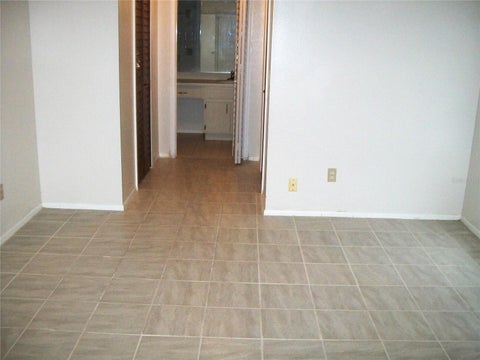Tiny photo for 15071 SW 38th Avenue, Ocala, FL 34473 (MLS # OM731319)