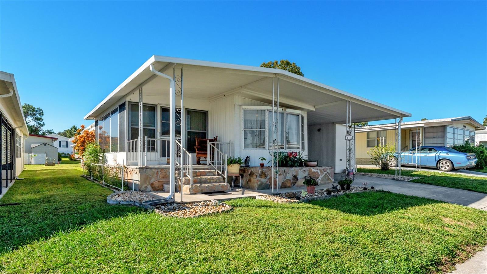 LAKESIDE HILLS ESTATES - Residential