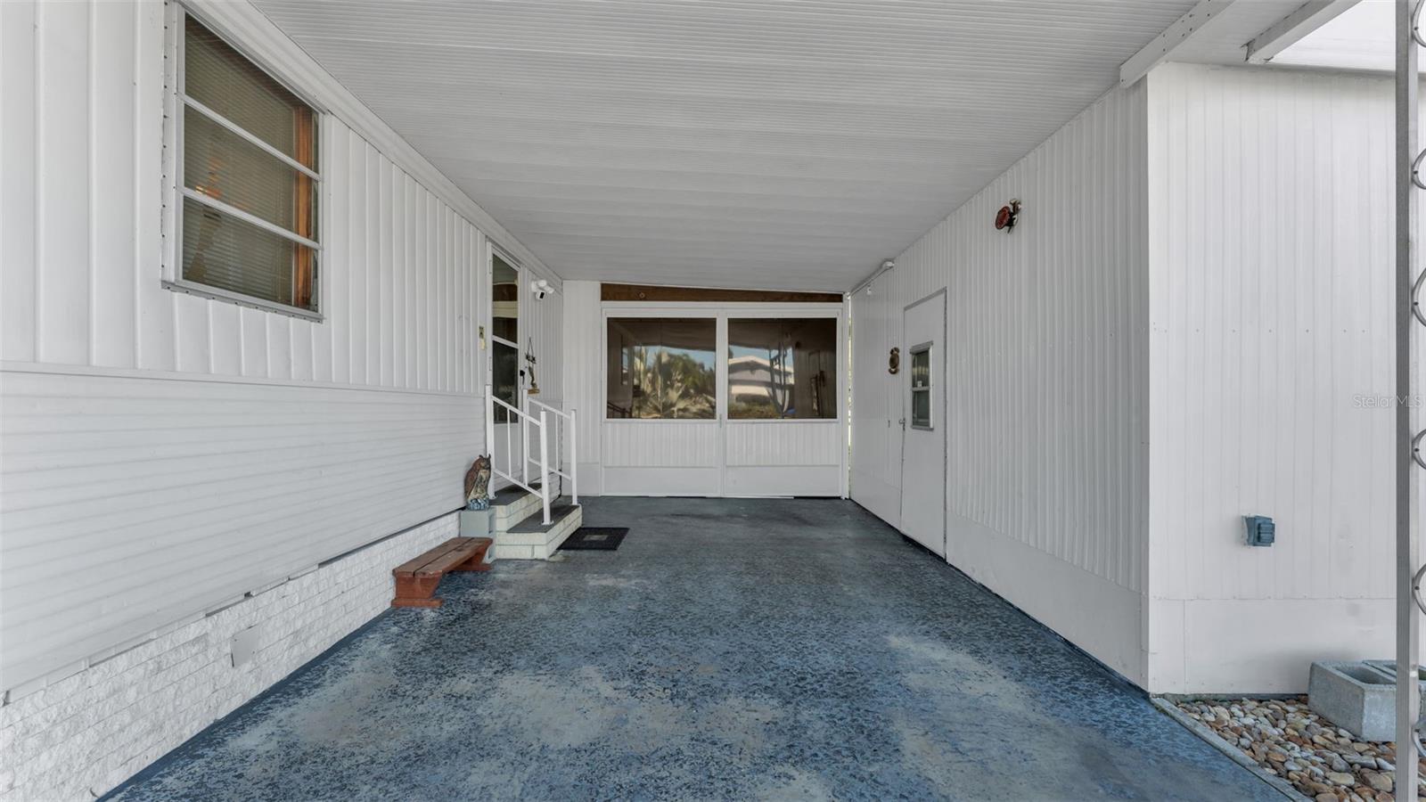 LAKESIDE HILLS ESTATES - Residential