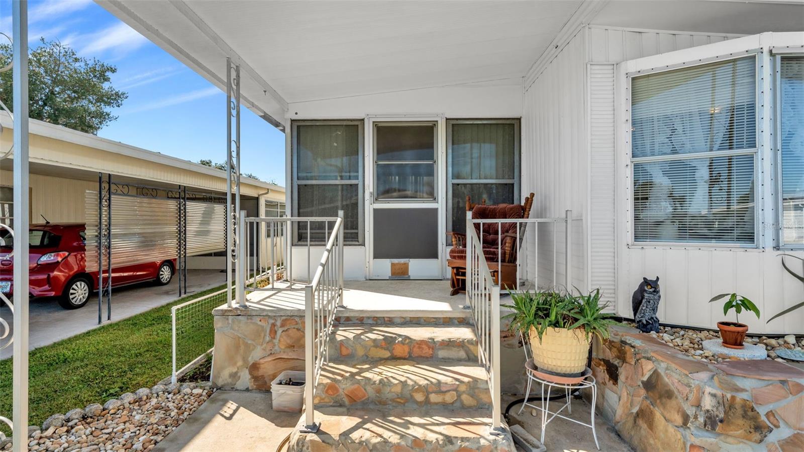 LAKESIDE HILLS ESTATES - Residential