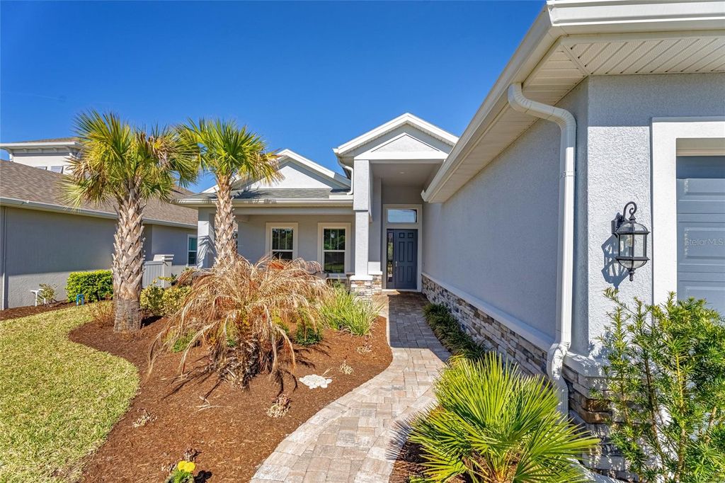 Photo of 8 N Lakewalk Drive, Palm Coast, FL 32137 (MLS # FC316947)