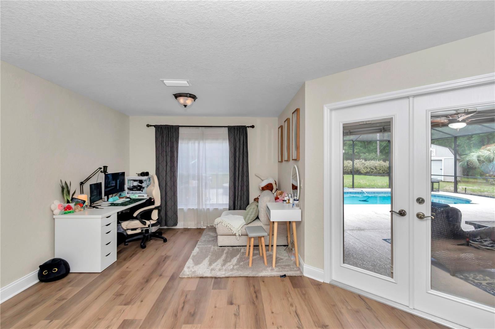 RAINBOW SPGS - Residential