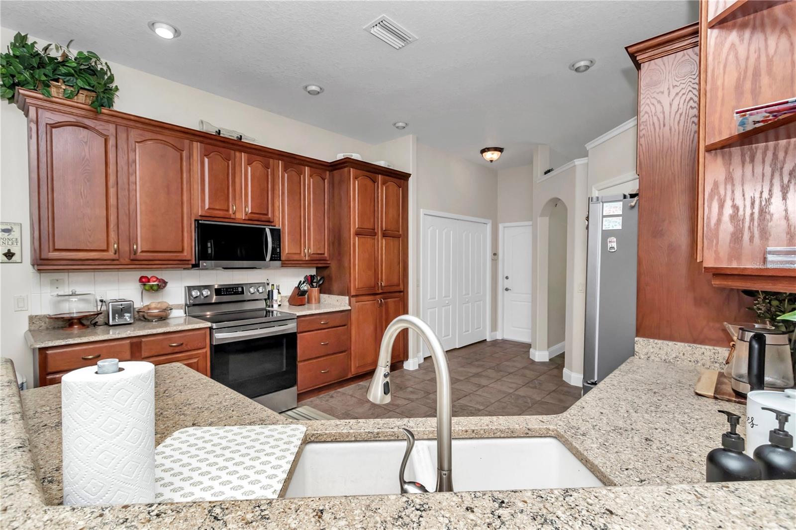 RAINBOW SPGS - Residential