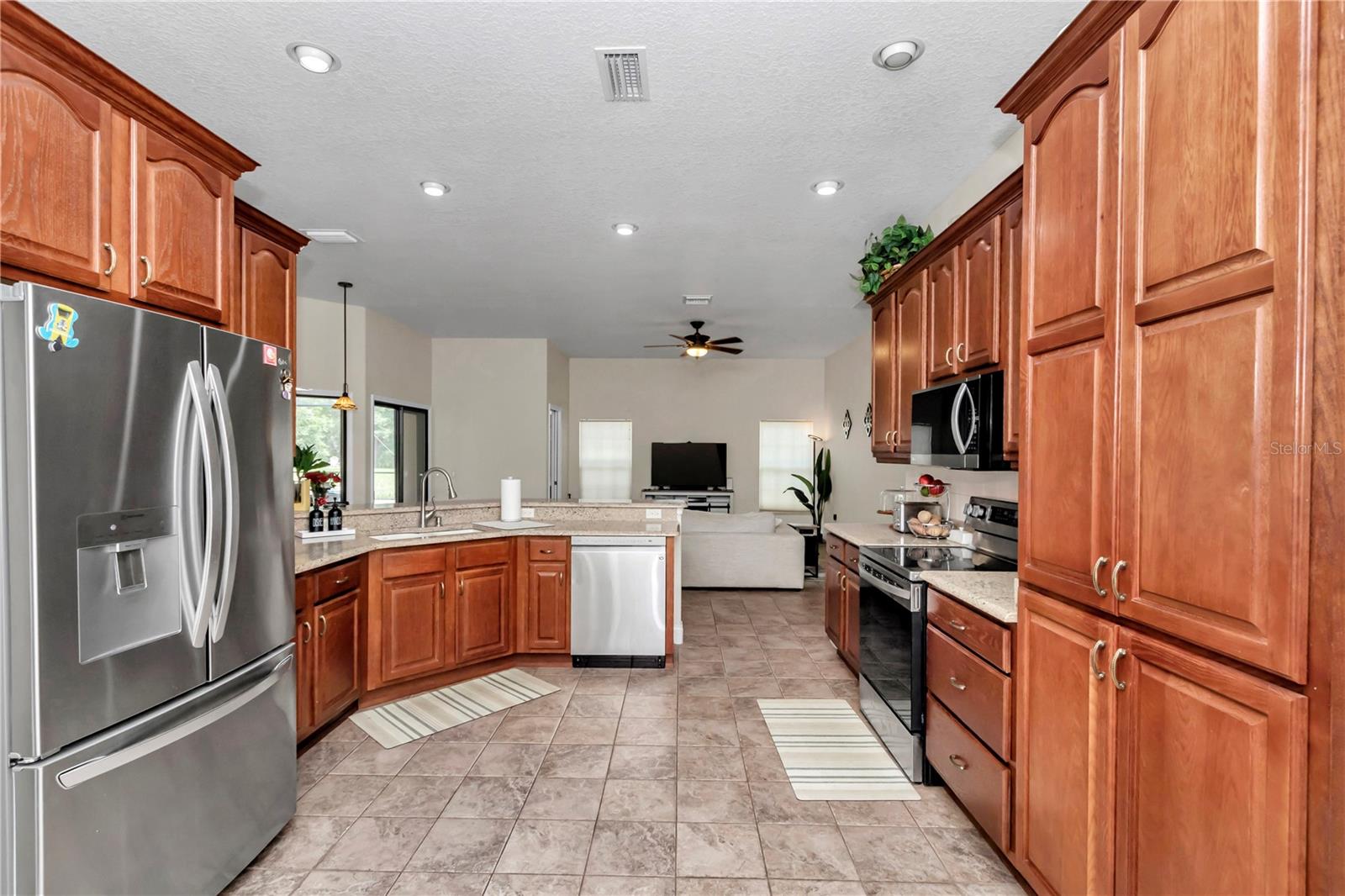 RAINBOW SPGS - Residential