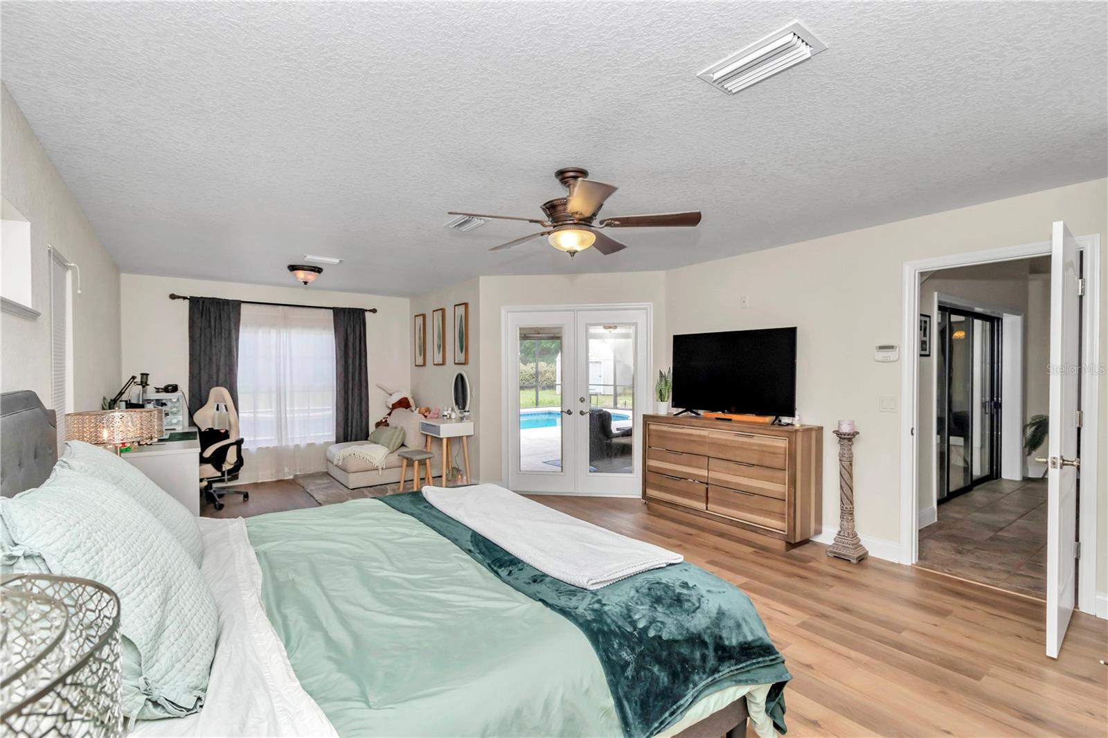 RAINBOW SPGS - Residential