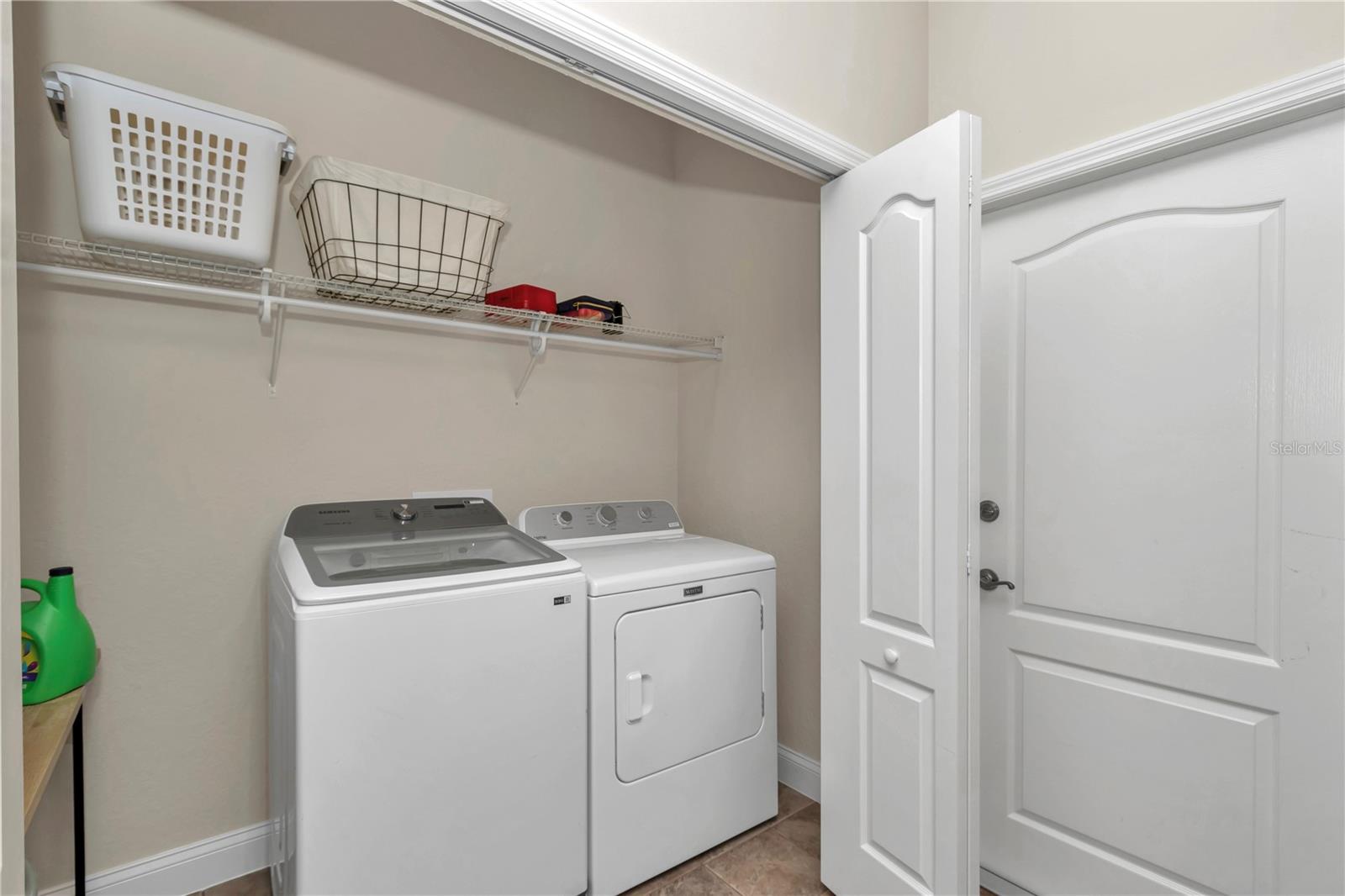 RAINBOW SPGS - Residential