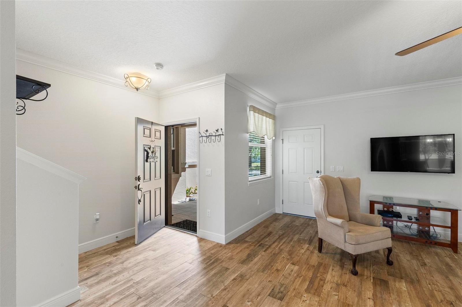 60 RIVERVIEW BEND S 612