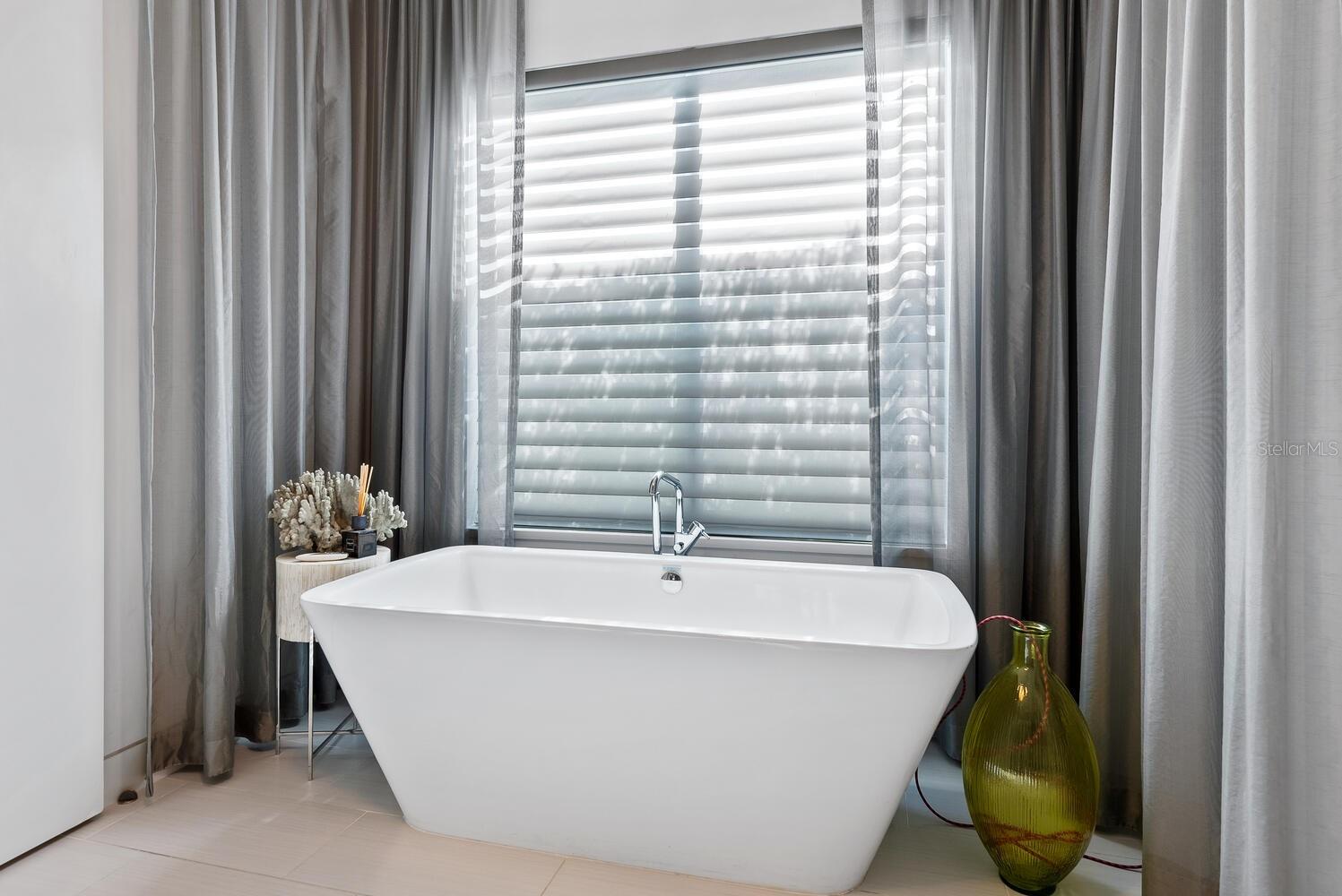 MCCLELLAN PARK - Residential