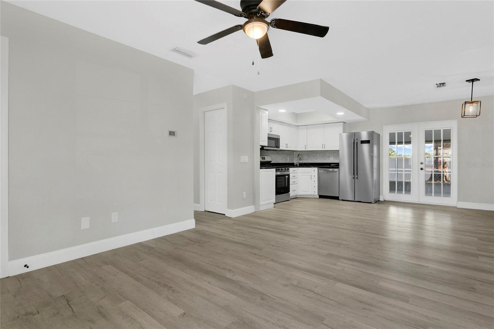 CITRUS COVE - Residential