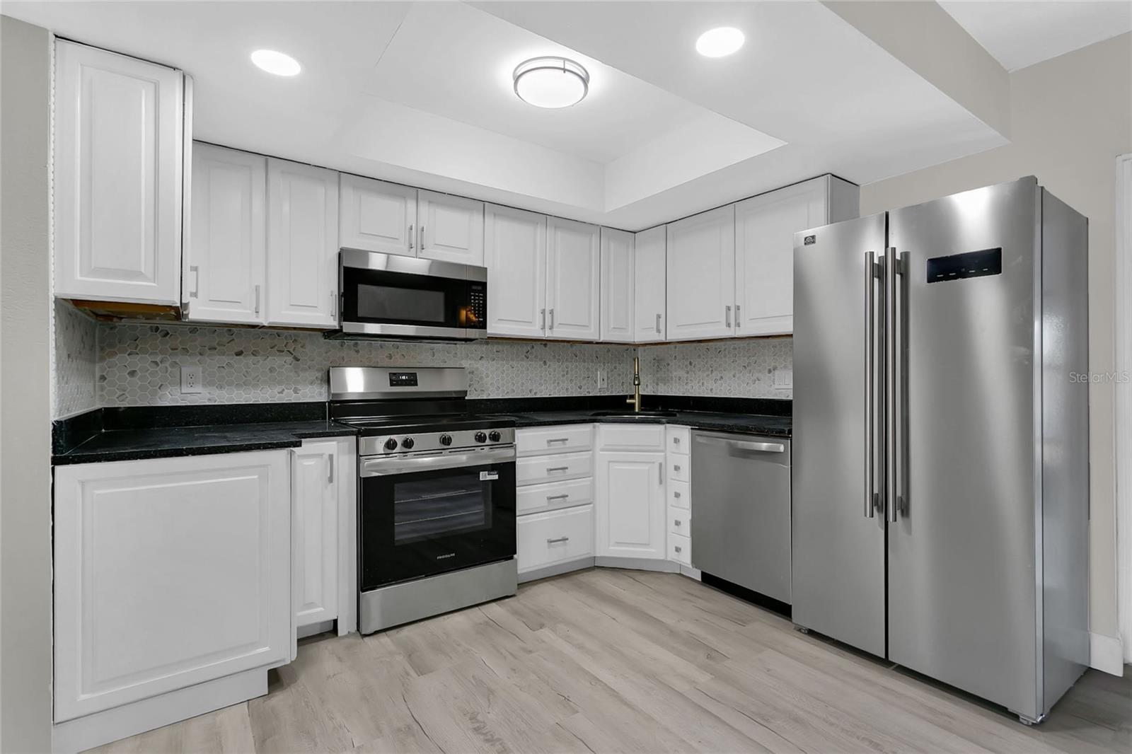 CITRUS COVE - Residential