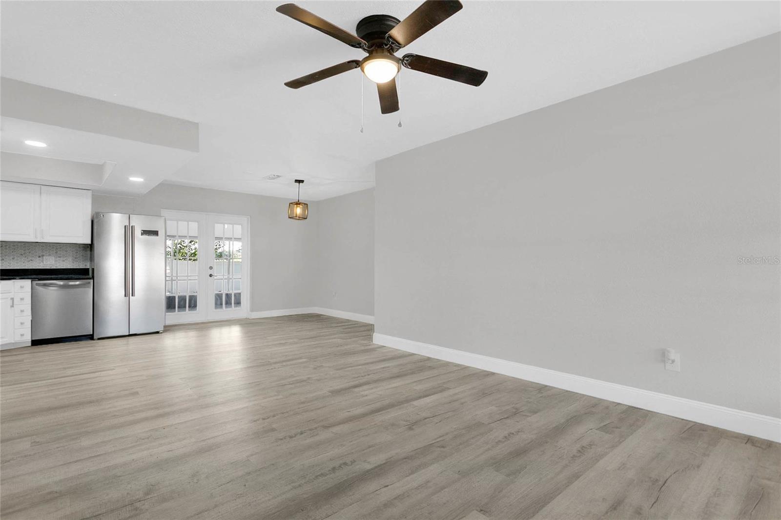 CITRUS COVE - Residential