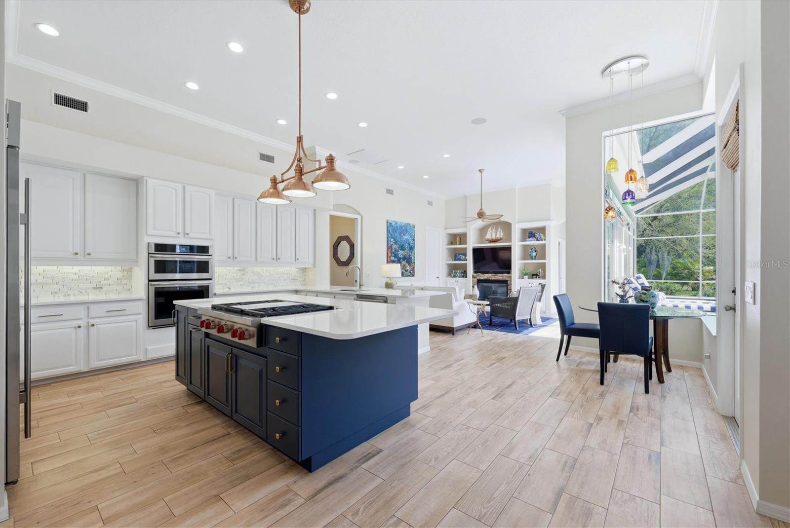 UNIVERSITY PARK COUNTRY CLUB - Residential