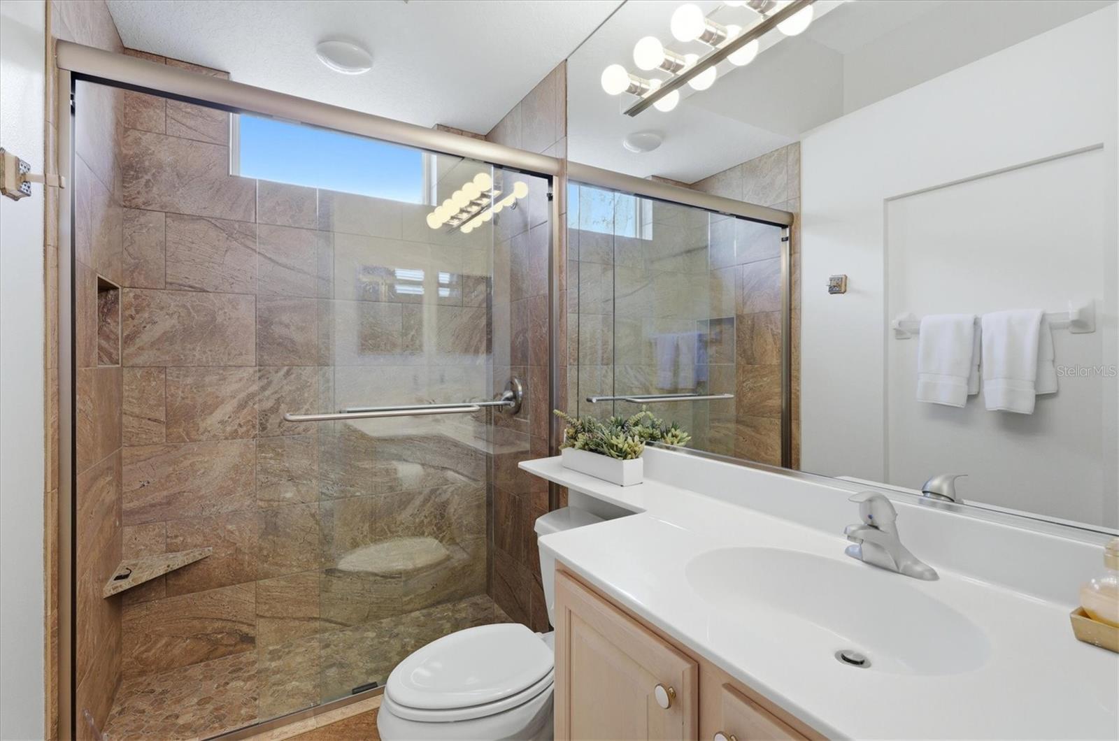 UNIVERSITY PARK COUNTRY CLUB - Residential