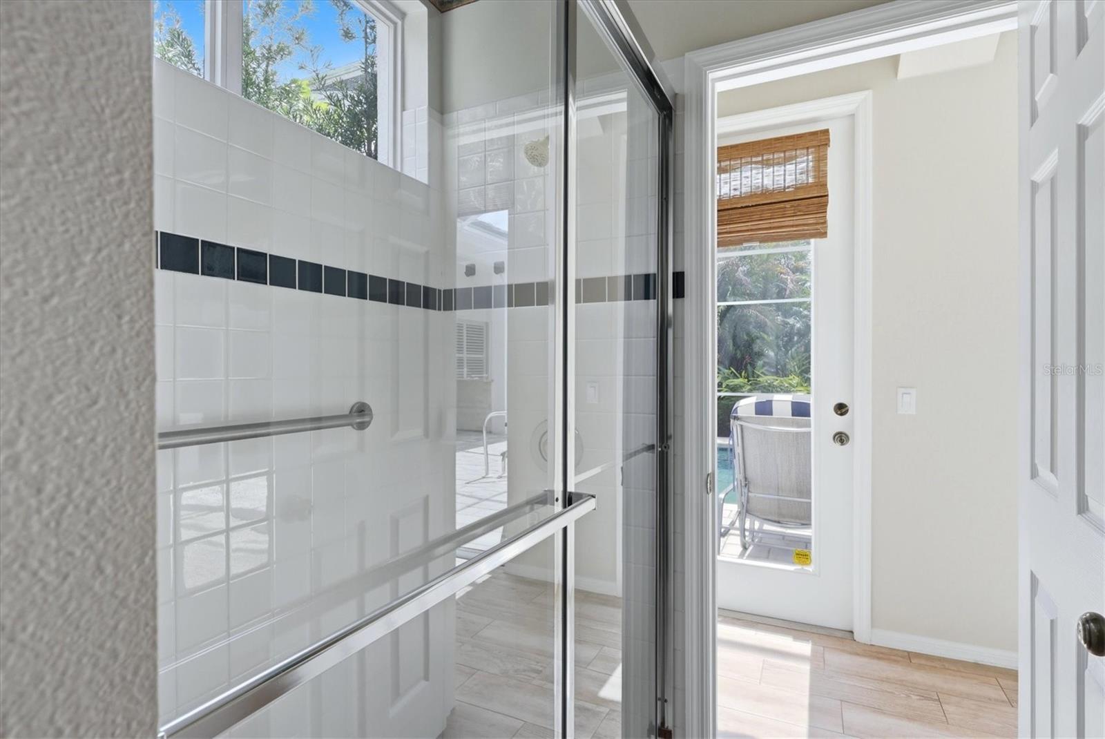 UNIVERSITY PARK COUNTRY CLUB - Residential