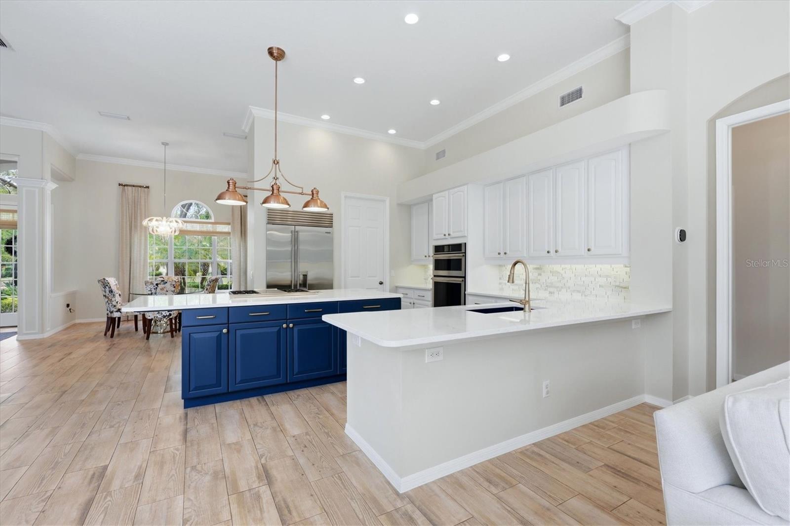 UNIVERSITY PARK COUNTRY CLUB - Residential