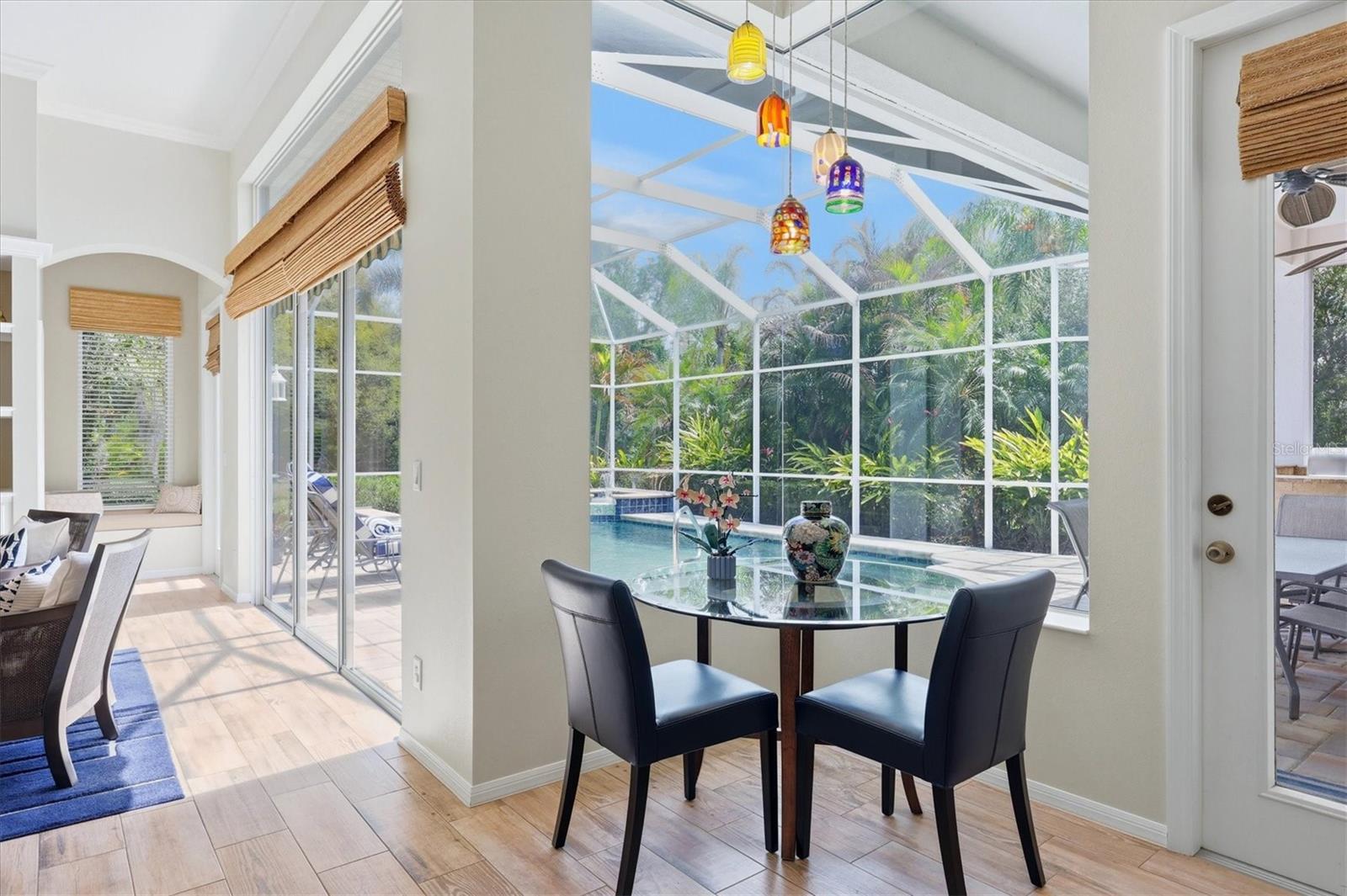 UNIVERSITY PARK COUNTRY CLUB - Residential