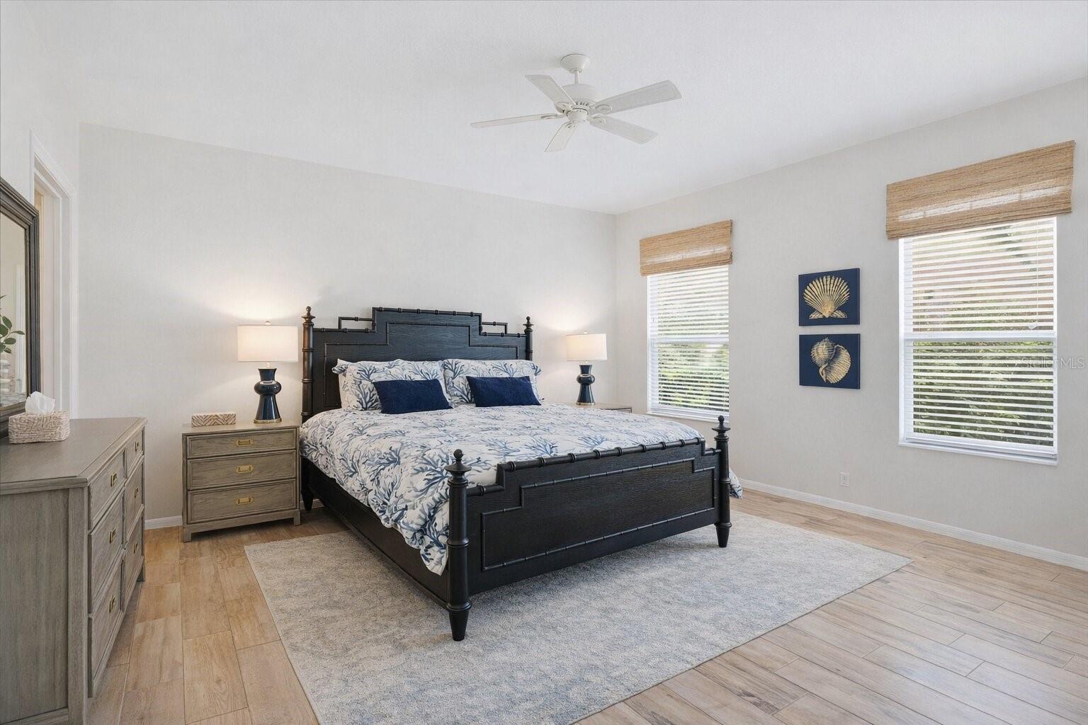 UNIVERSITY PARK COUNTRY CLUB - Residential