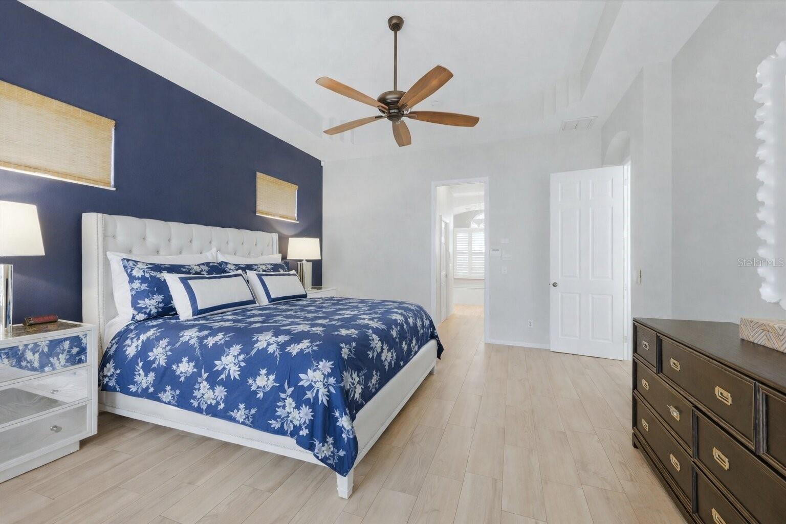 UNIVERSITY PARK COUNTRY CLUB - Residential