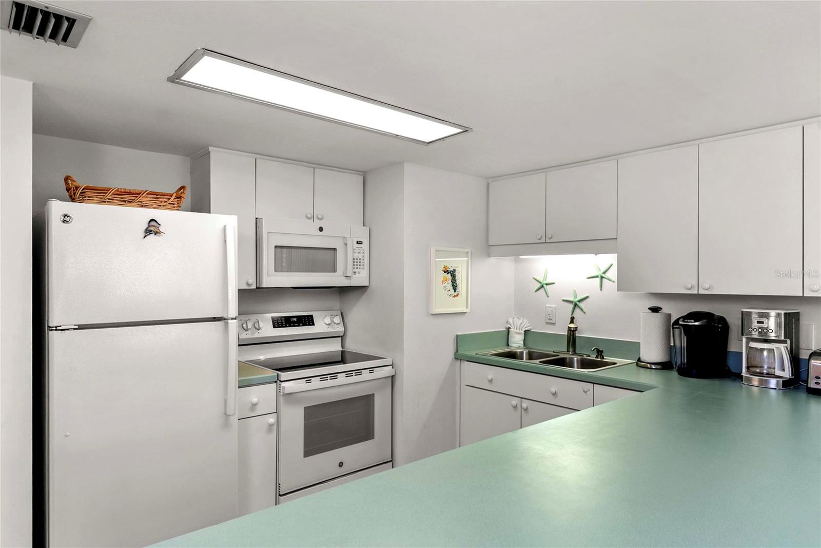 SEAWARD CONDO - Residential