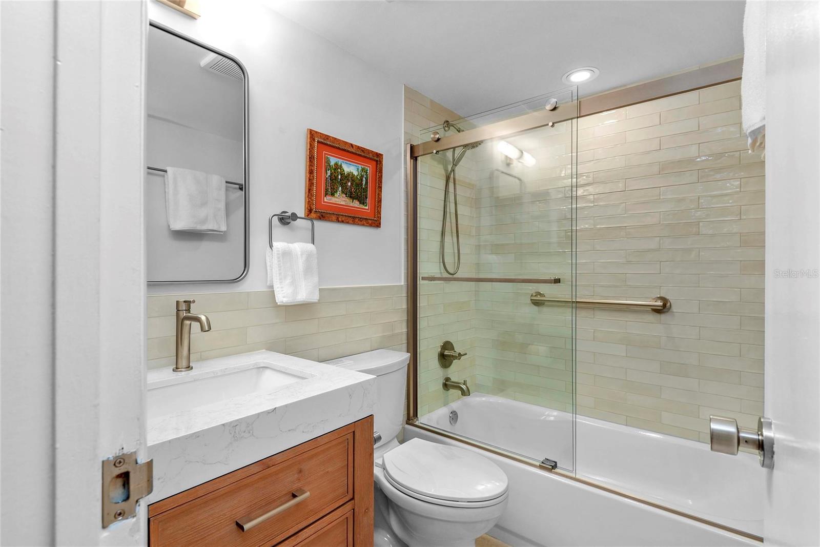 SEAWARD CONDO - Residential