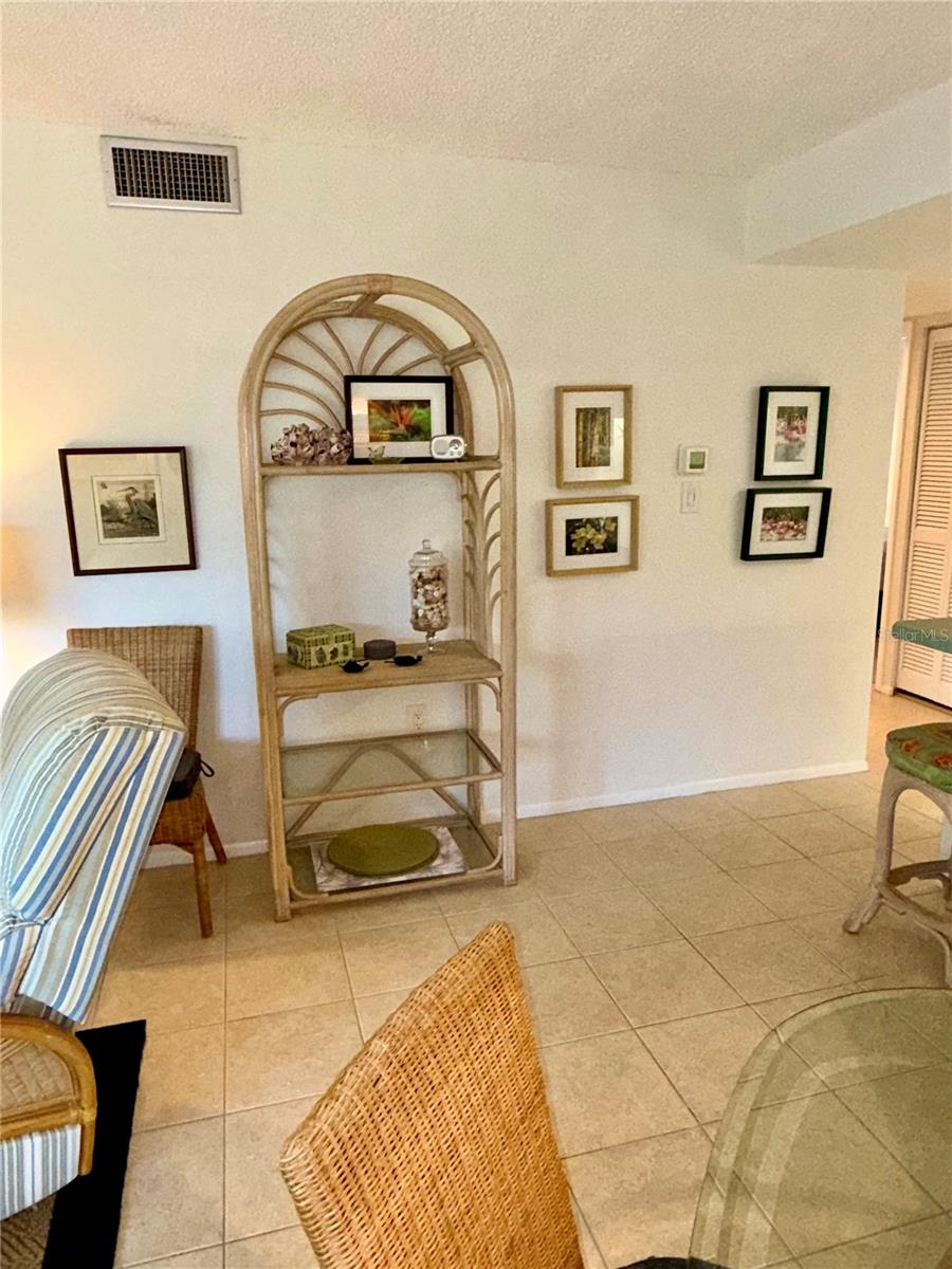 SEAWARD CONDO - Residential