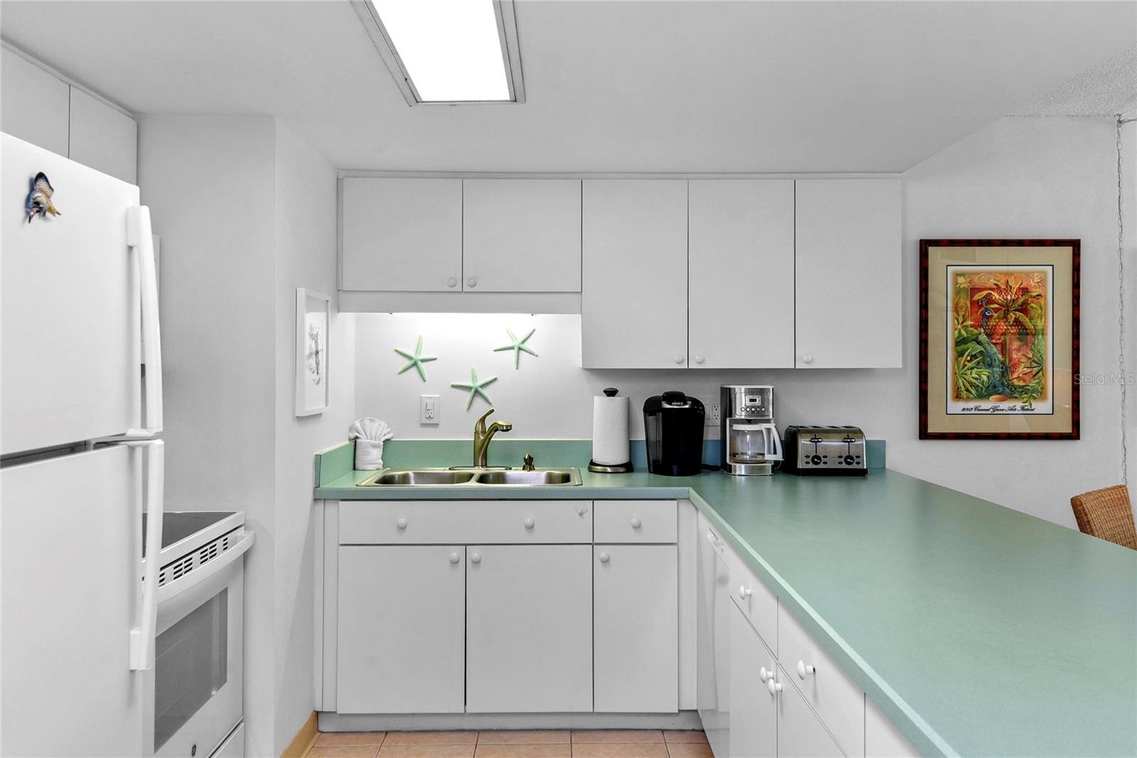 SEAWARD CONDO - Residential