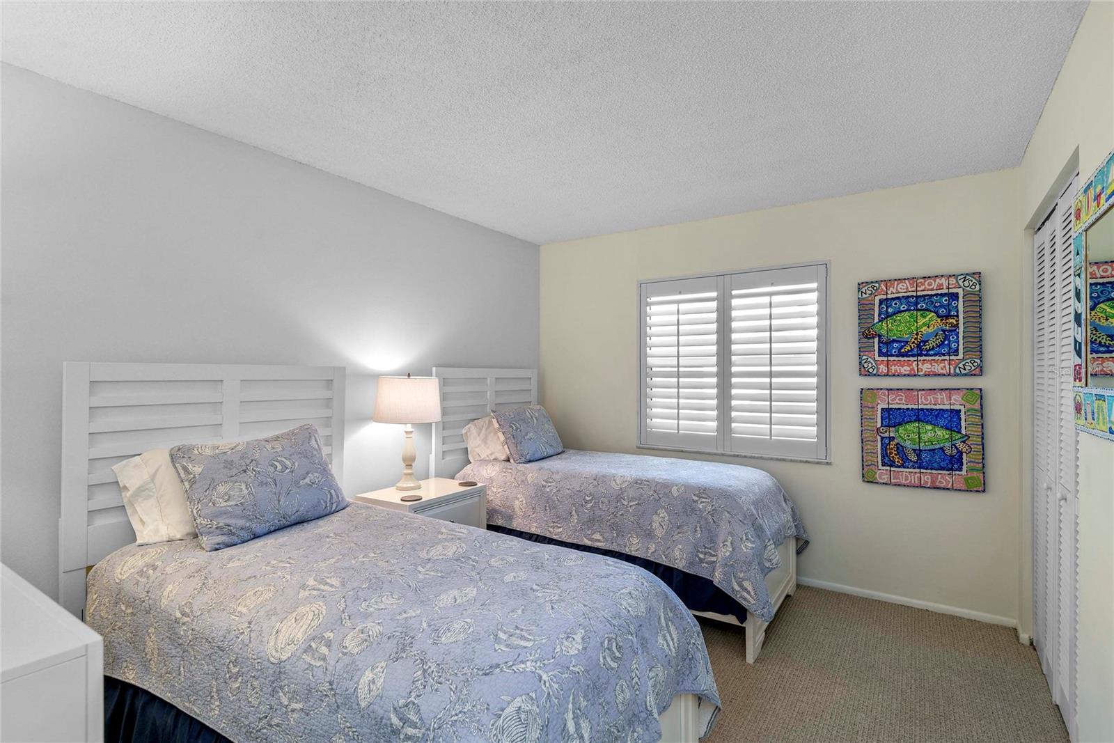 SEAWARD CONDO - Residential