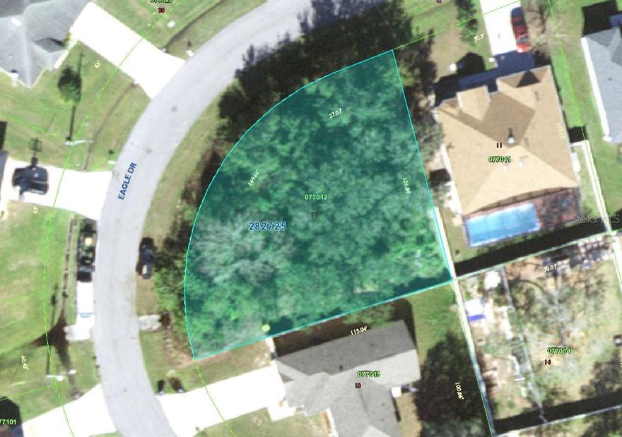 Looking for a nice location for a future home... Check out this NICE LOT located in Neighborhood 05 North
Village 03 of Poinciana. Looking for something closer to the center of Poinciana then take a look at this
location in what is commonly referred to as the Bird Section. This is a wonderful place to invest for the
future.