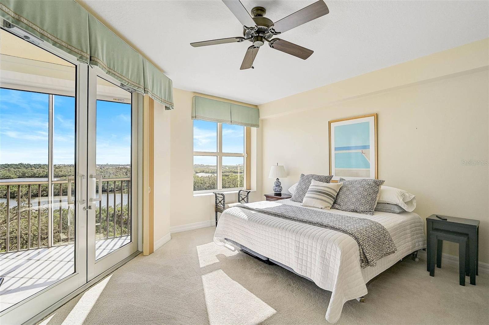 MERIDIAN AT THE OAKS PRESERVE - Residential Lease