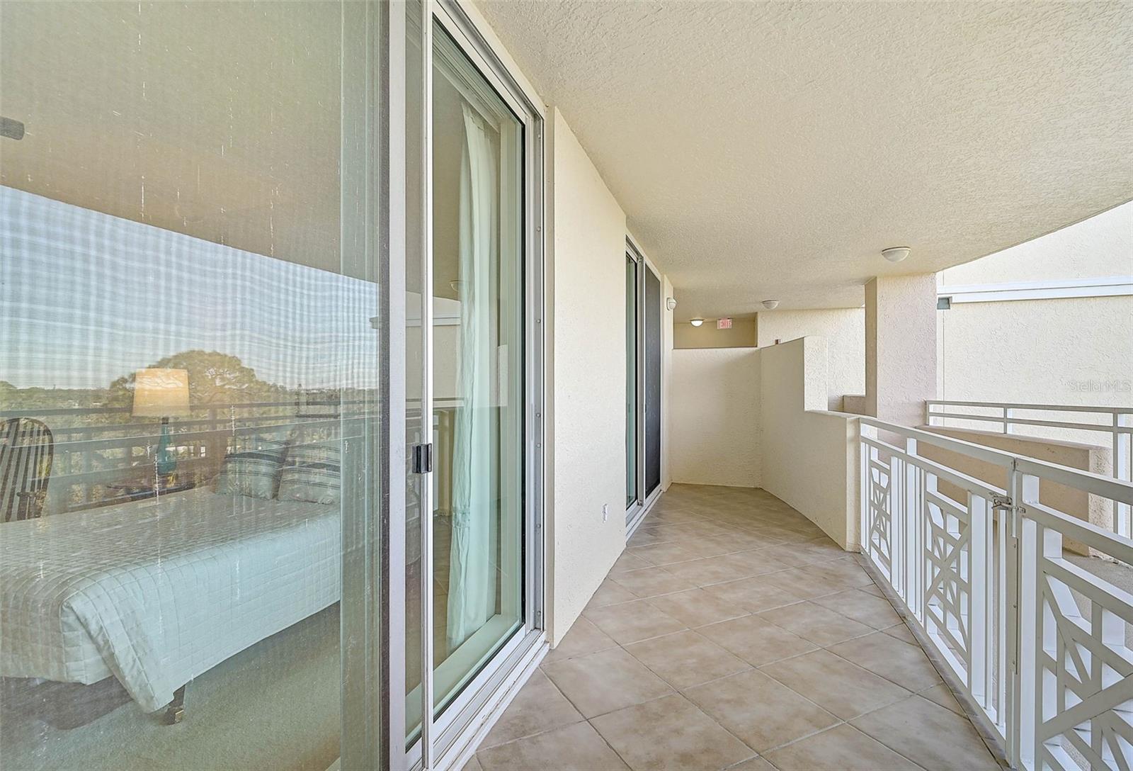 MERIDIAN AT THE OAKS PRESERVE - Residential Lease