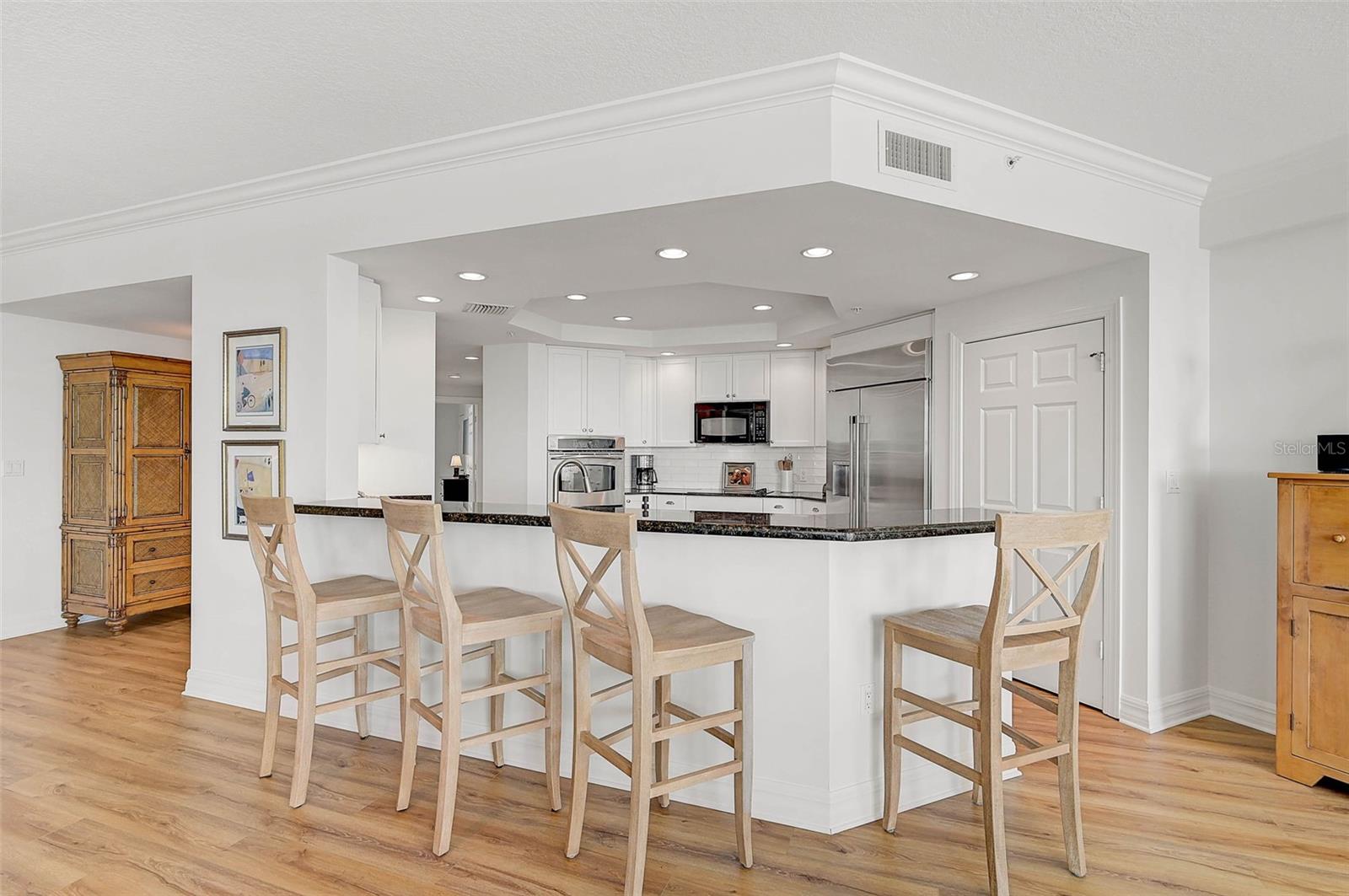 MERIDIAN AT THE OAKS PRESERVE - Residential Lease