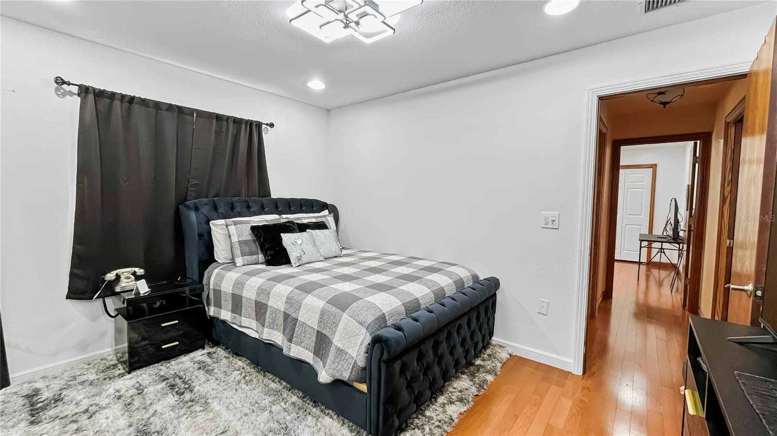 BRADEN OAKS - Residential