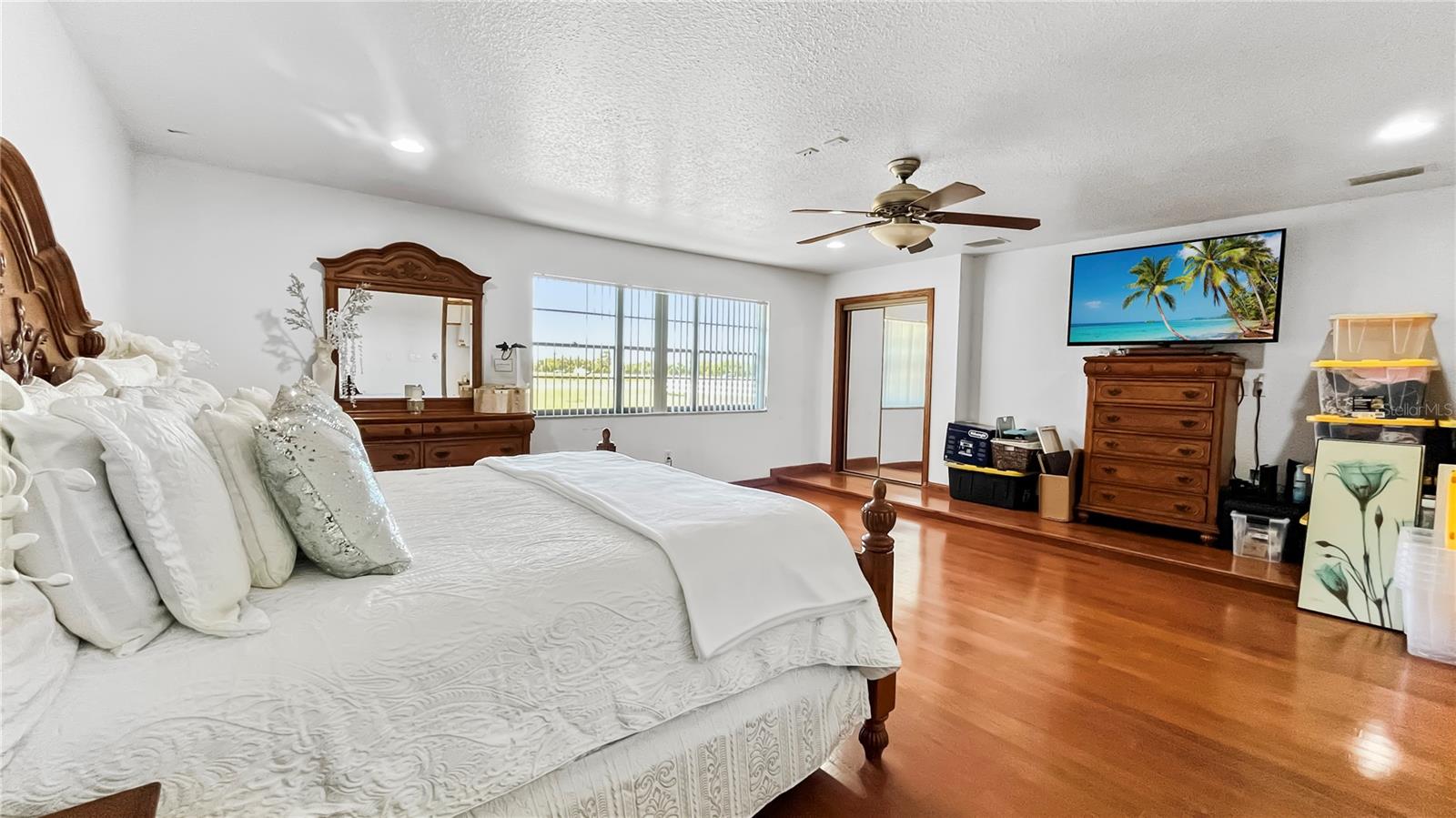 BRADEN OAKS - Residential