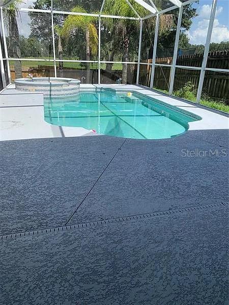 DIAMOND HILL PH 1A UNIT 2 - Residential Lease