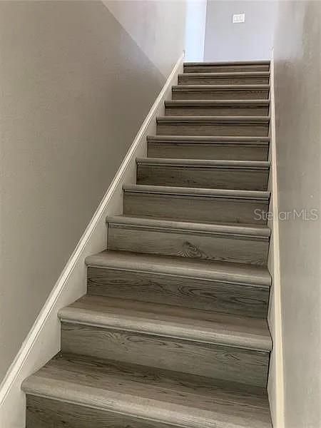 DIAMOND HILL PH 1A UNIT 2 - Residential Lease