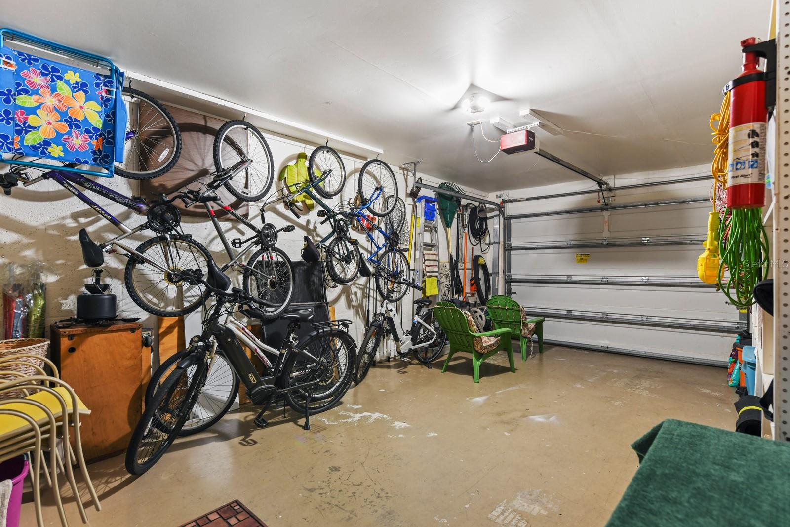 ADMIRALTY VILLAGE - Residential