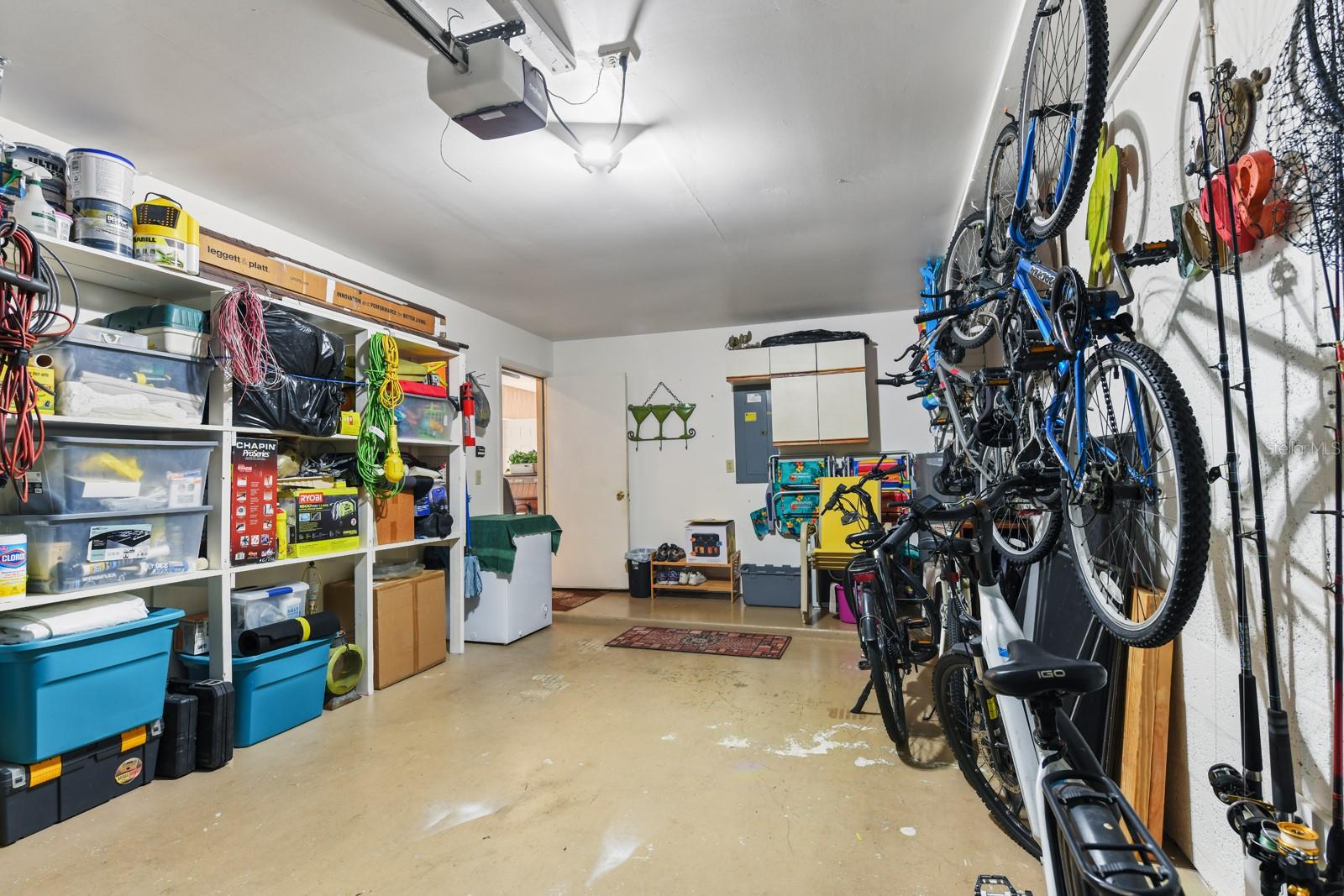 ADMIRALTY VILLAGE - Residential