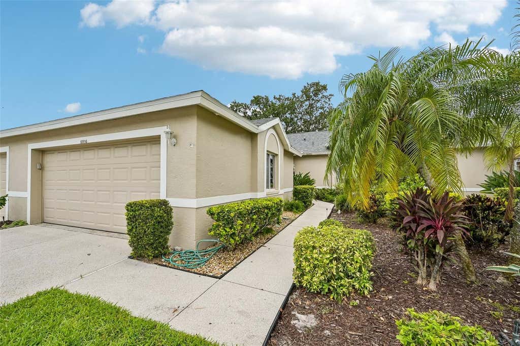 Photo of 6916 Stoneywalk Court, Bradenton, FL 34203 (MLS # C7527328)