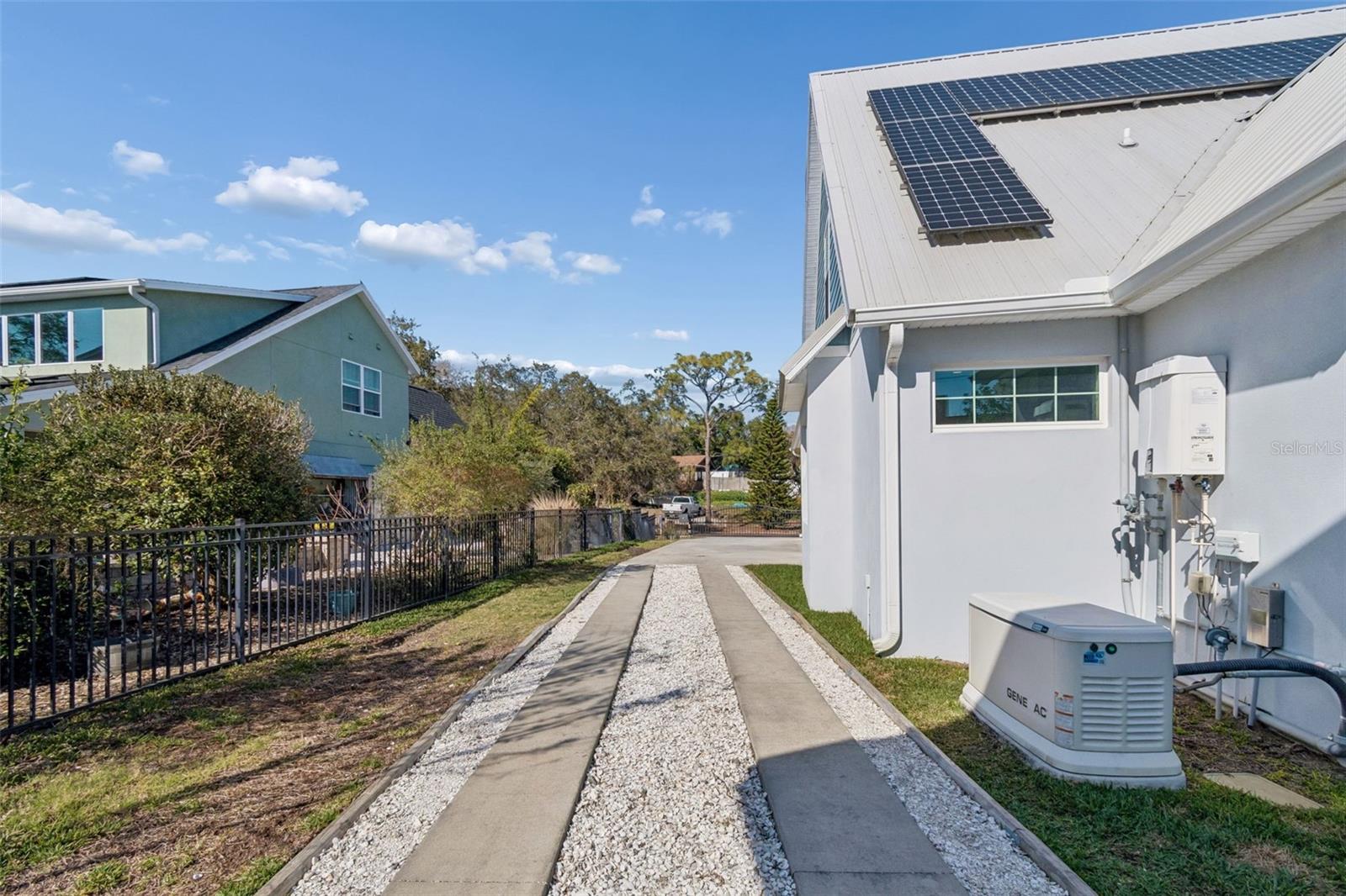 GNUOY PARK - Residential