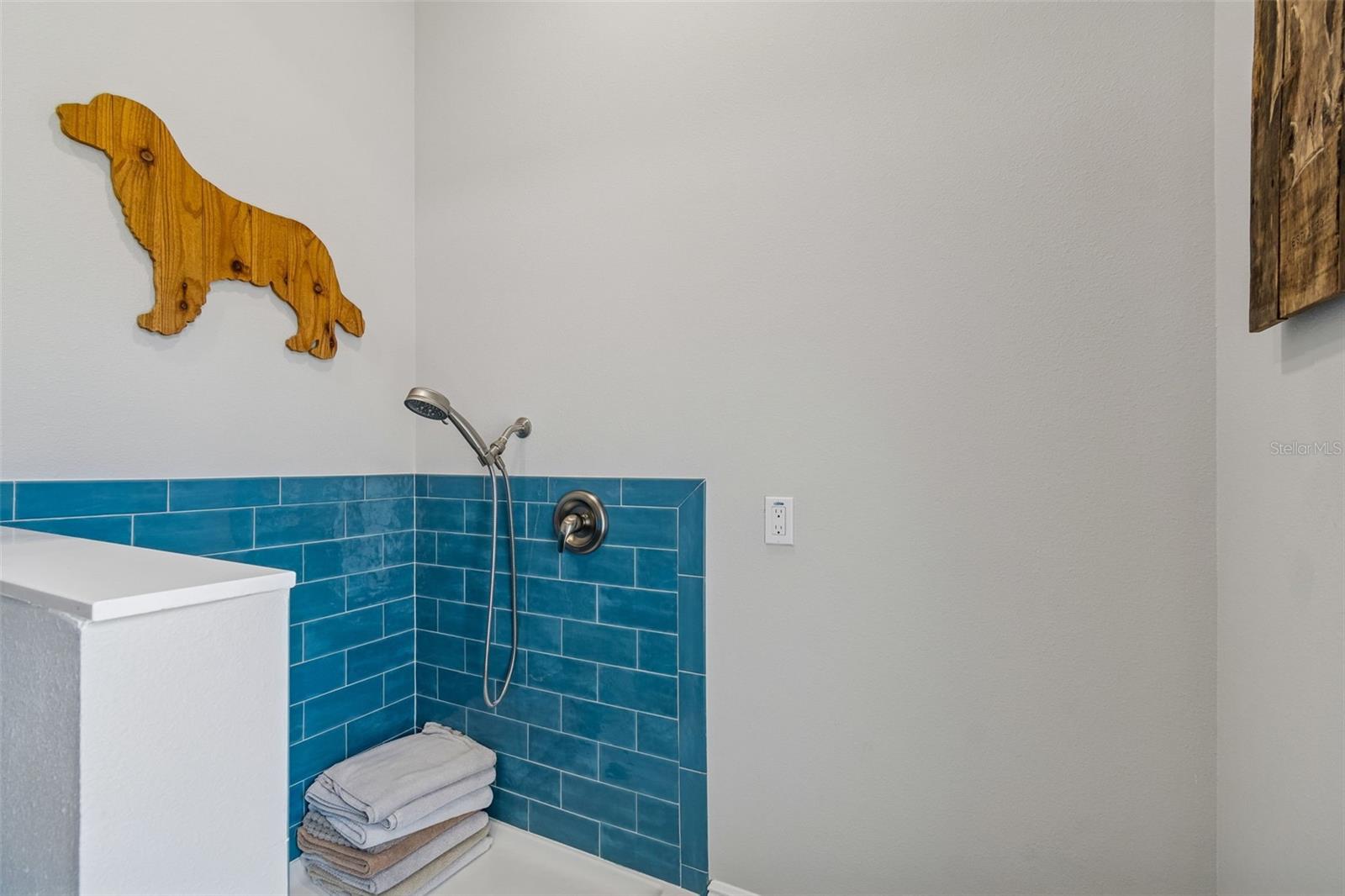 GNUOY PARK - Residential